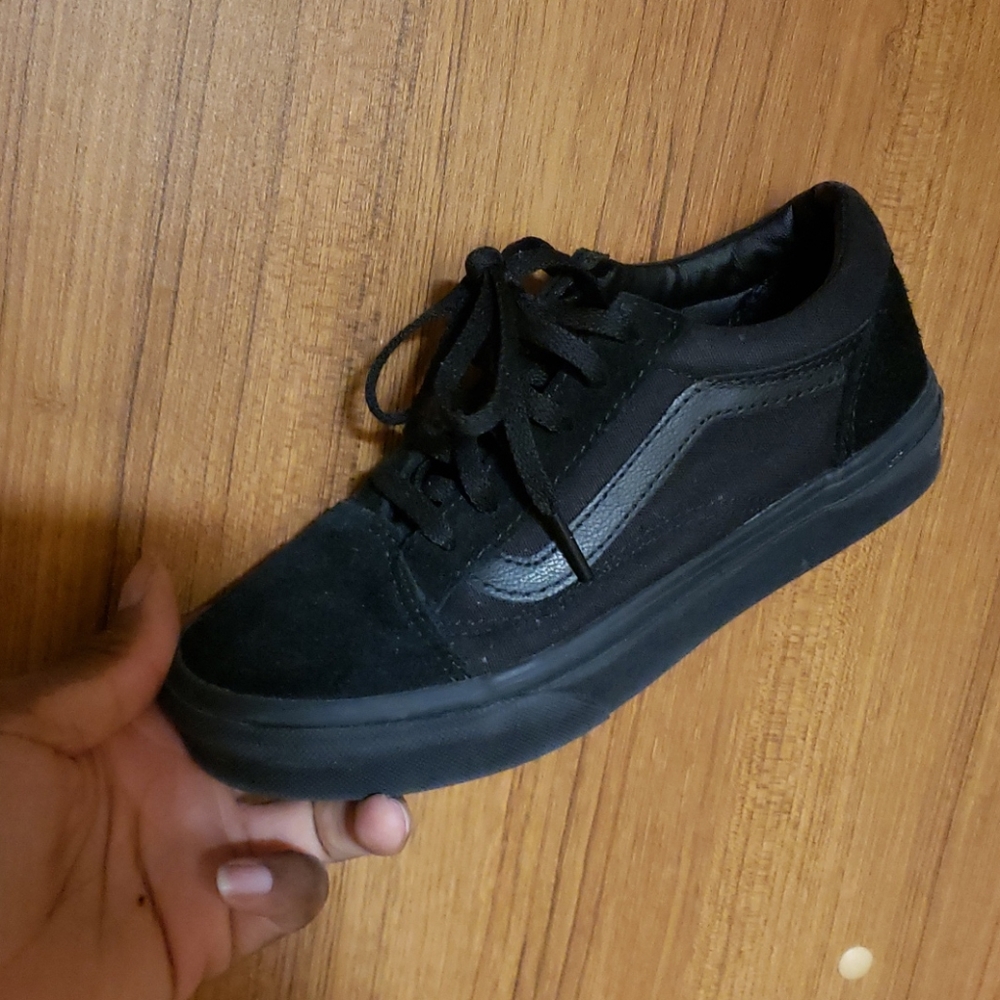 Blk vans